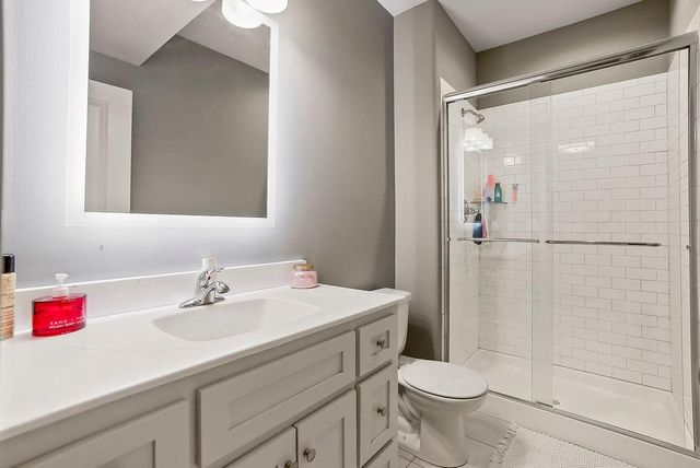 211 Broadmoor Drive, Louisburg, KS 66053