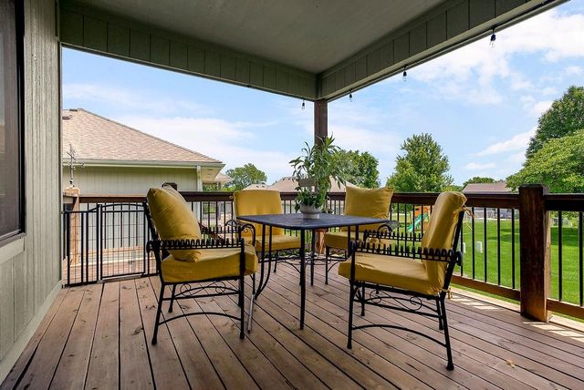 211 Broadmoor Drive, Louisburg, KS 66053