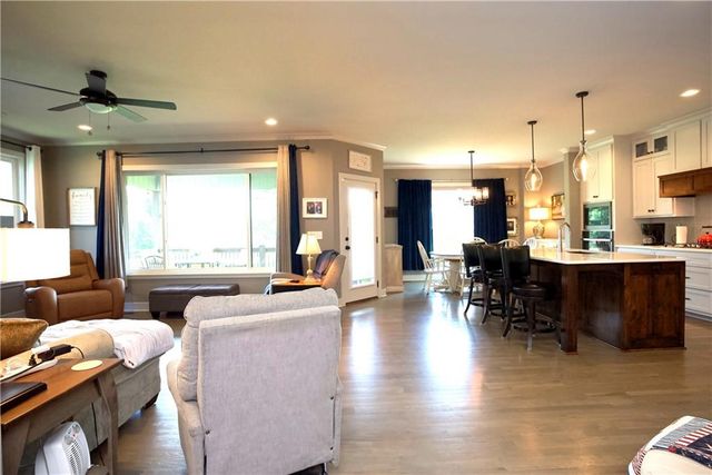 211 Broadmoor Drive, Louisburg, KS 66053