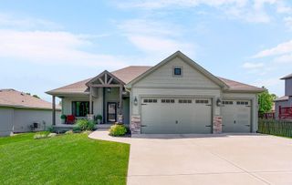 211 Broadmoor Drive, Louisburg, KS 66053