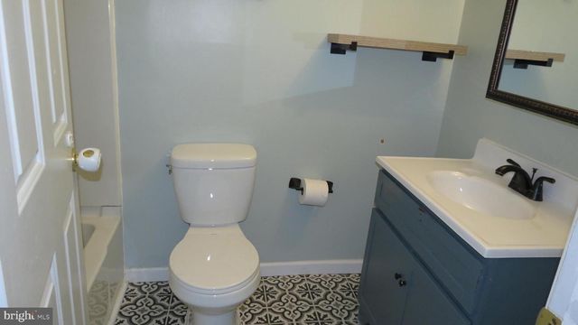 6081 PEACH TREE ST, Harrisburg, PA 17111