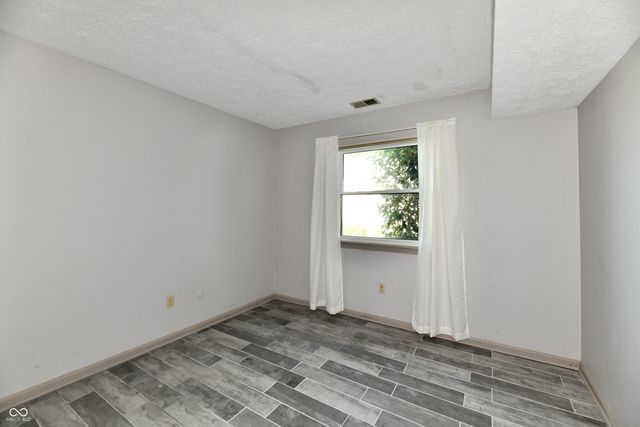 2805 Punto Alto Circle, Indianapolis, IN 46227