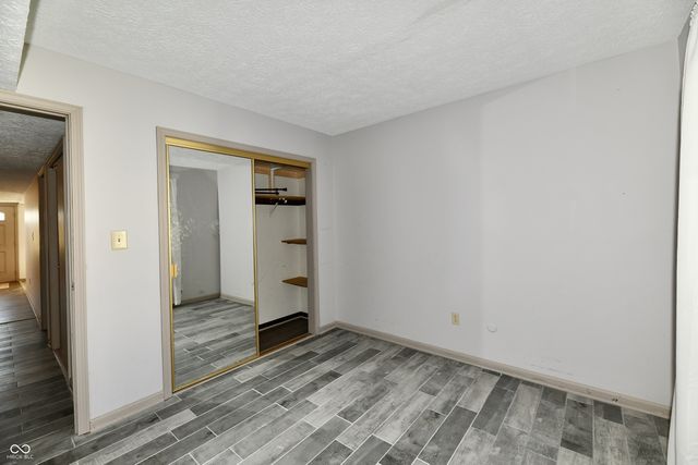 2805 Punto Alto Circle, Indianapolis, IN 46227