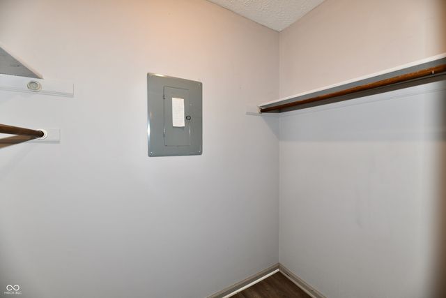 2805 Punto Alto Circle, Indianapolis, IN 46227