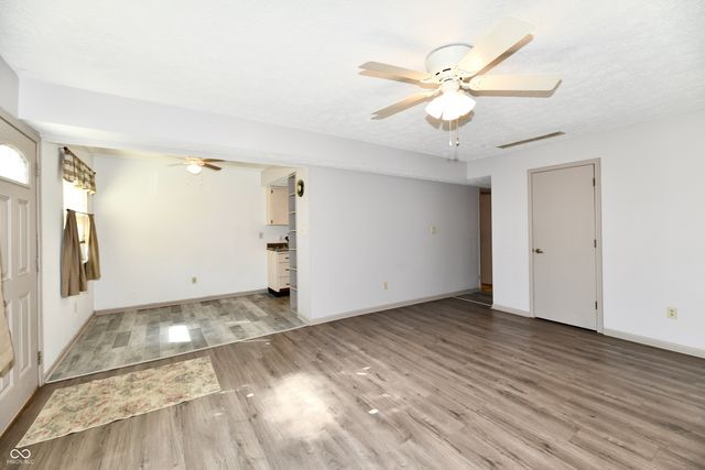 2805 Punto Alto Circle, Indianapolis, IN 46227