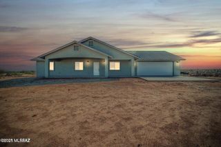 1468 W Scarlet Blossom Trail, Benson, AZ 85602