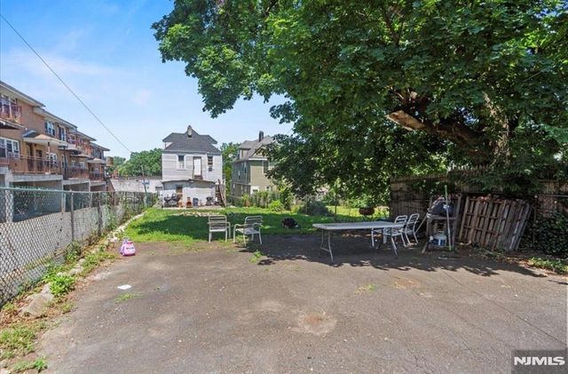 85 Gregory Avenue, Passaic, NJ 07055