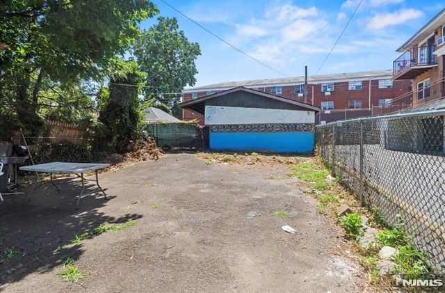 85 Gregory Avenue, Passaic, NJ 07055