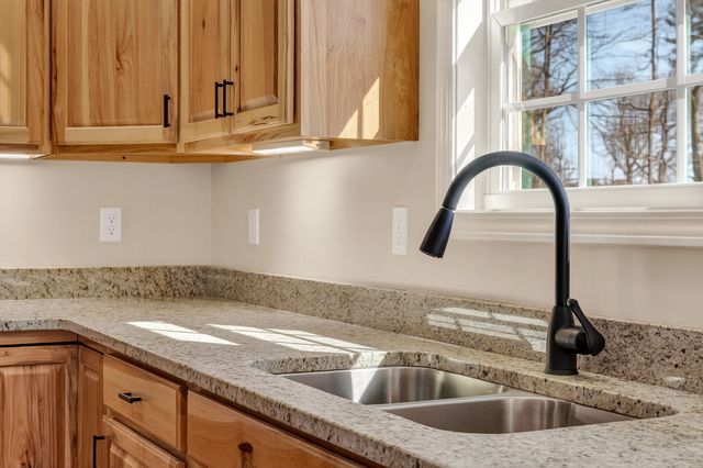 270 rich loop, Sparta, TN 38583