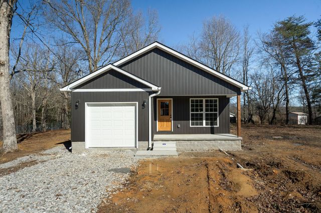 270 rich loop, Sparta, TN 38583