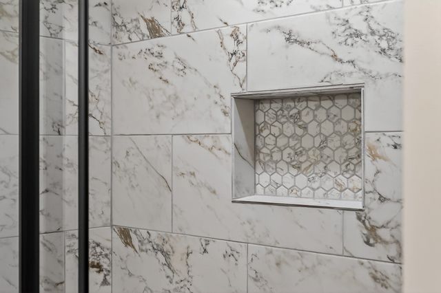 270 rich loop, Sparta, TN 38583