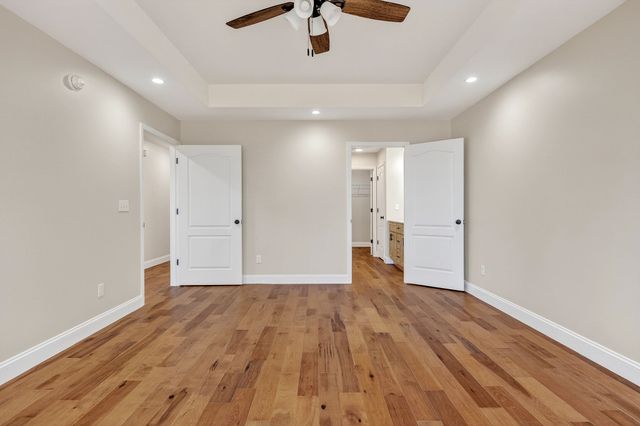 270 rich loop, Sparta, TN 38583