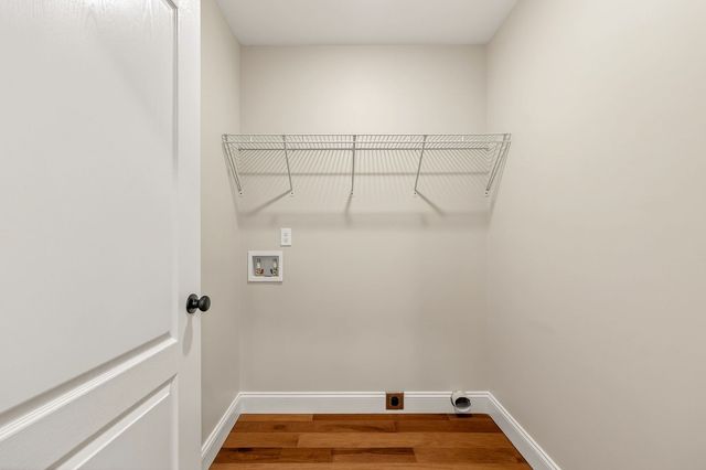 270 rich loop, Sparta, TN 38583