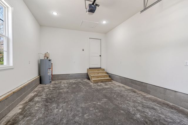 270 rich loop, Sparta, TN 38583