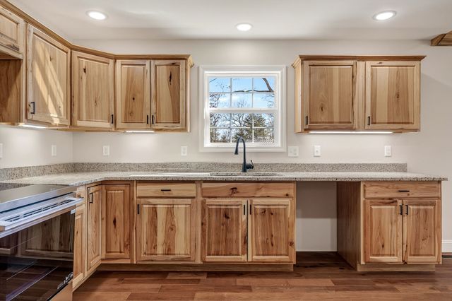 270 rich loop, Sparta, TN 38583