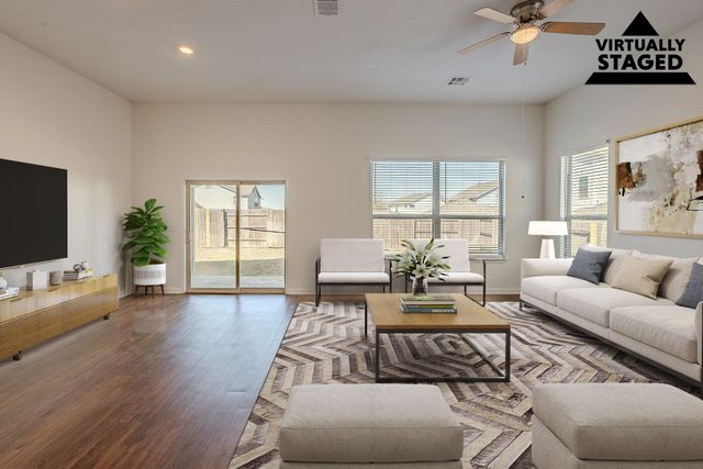 8108 Turnberry LN, Austin, TX 78744