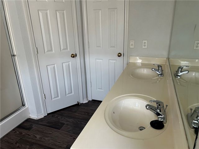 1239 China Berry, Fayetteville, AR 72704