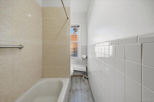 233 S 5th Avenue, Mount Vernon, NY 10550