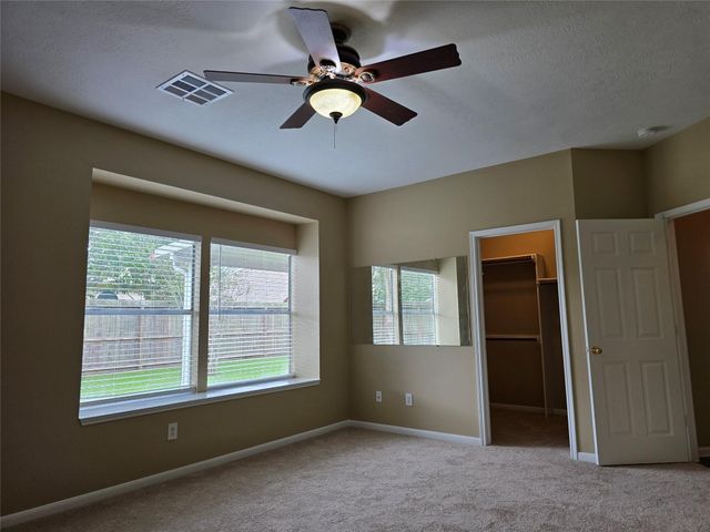1820 Branch Hill Drive, Pearland, TX 77581