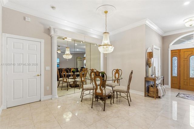 2570 SE 4th Pl, Homestead, FL 33033