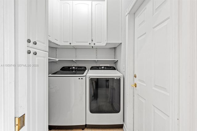 2570 SE 4th Pl, Homestead, FL 33033