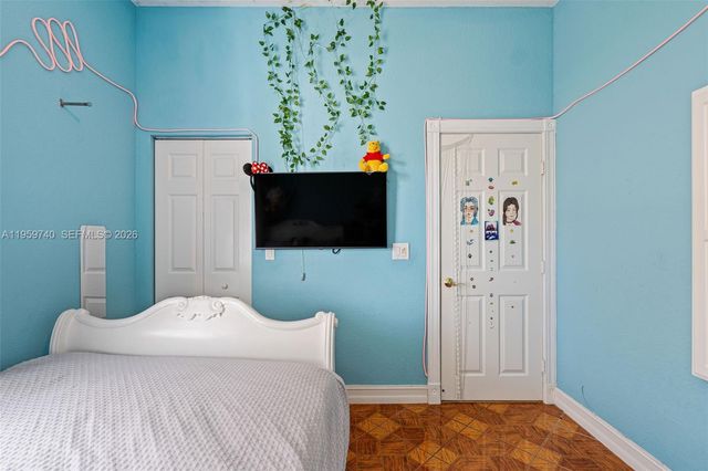 2570 SE 4th Pl, Homestead, FL 33033