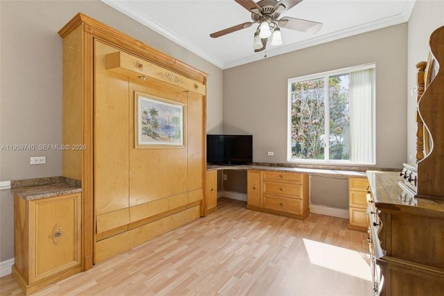 2570 SE 4th Pl, Homestead, FL 33033