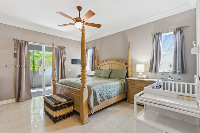 2570 SE 4th Pl, Homestead, FL 33033