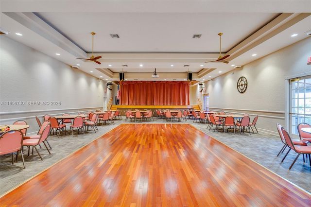 2570 SE 4th Pl, Homestead, FL 33033