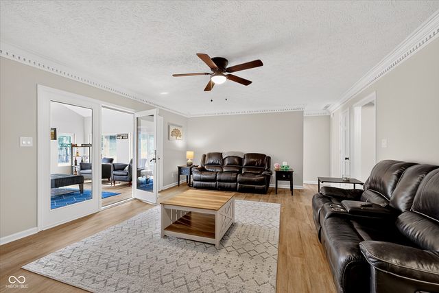 716 Royal Troon Court, Avon, IN 46123