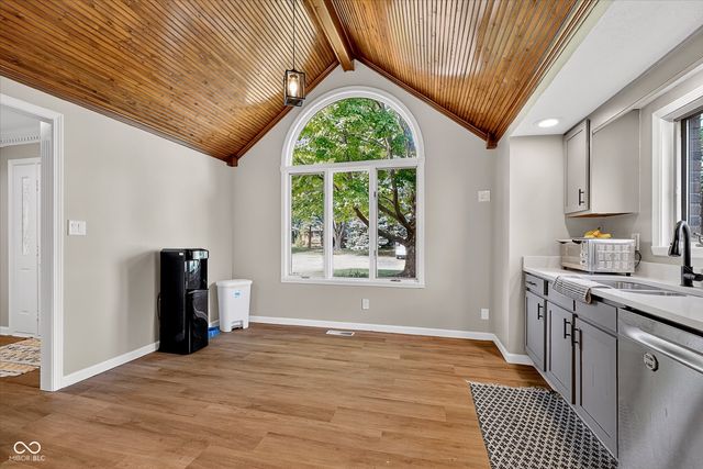 716 Royal Troon Court, Avon, IN 46123
