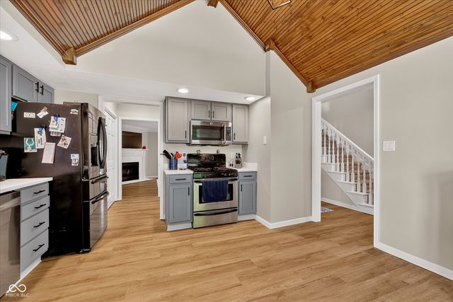 716 Royal Troon Court, Avon, IN 46123