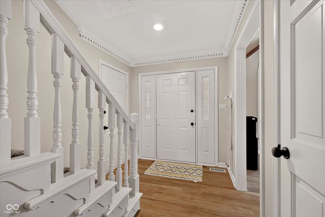 716 Royal Troon Court, Avon, IN 46123