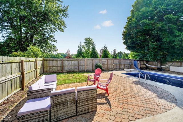 716 Royal Troon Court, Avon, IN 46123