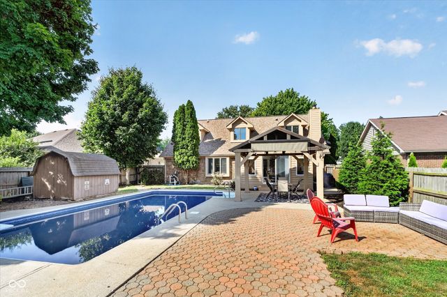 716 Royal Troon Court, Avon, IN 46123