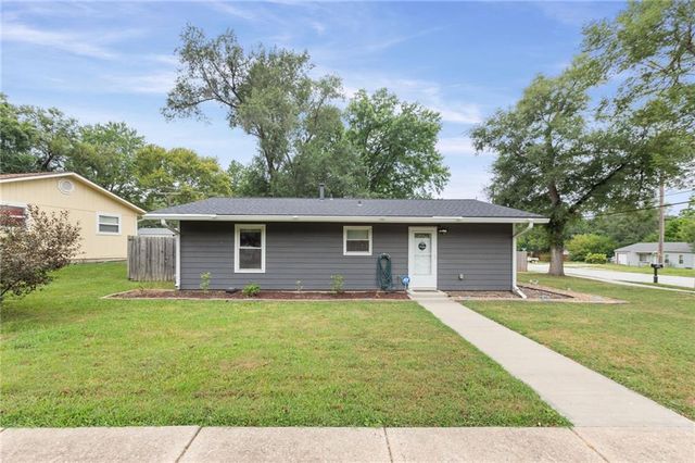 1333 E 19th Street, Lawrence, KS 66046