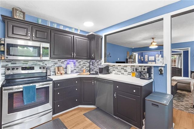 1333 E 19th Street, Lawrence, KS 66046