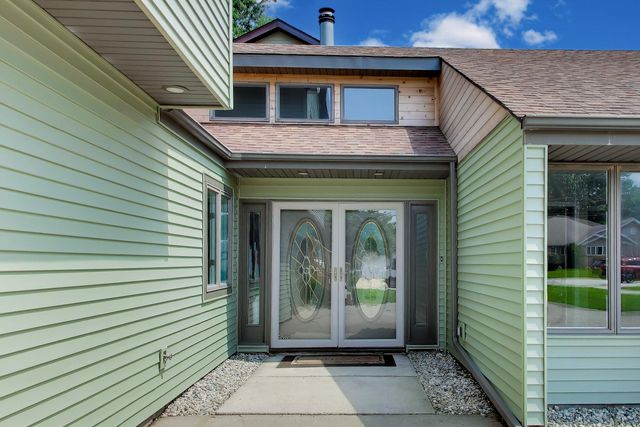 9831 Erie Street, Highland, IN 46322