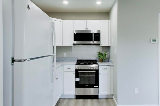 9831 Erie Street, Highland, IN 46322