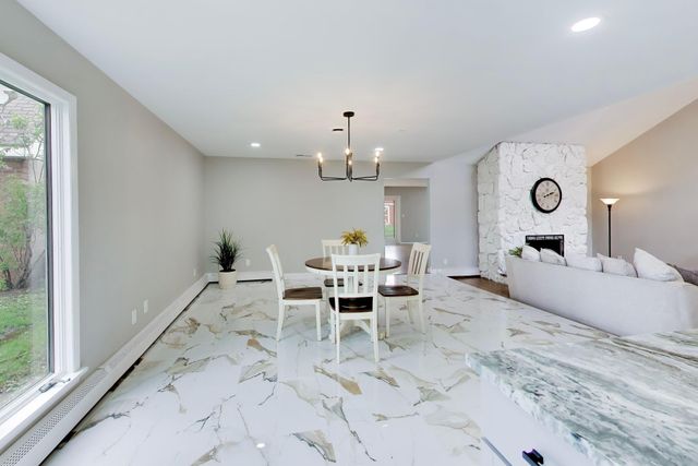 9831 Erie Street, Highland, IN 46322