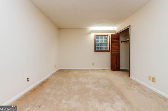 6368 Old Forsyth Road, Macon, GA 31210