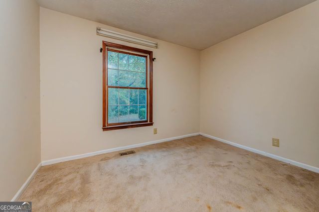 6368 Old Forsyth Road, Macon, GA 31210