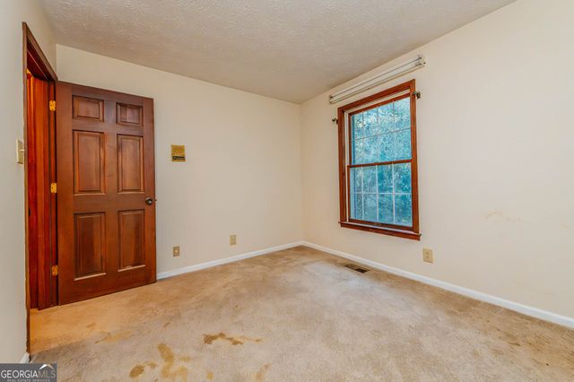 6368 Old Forsyth Road, Macon, GA 31210