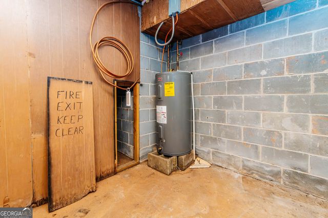 6368 Old Forsyth Road, Macon, GA 31210