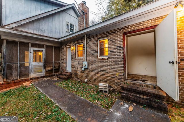 6368 Old Forsyth Road, Macon, GA 31210