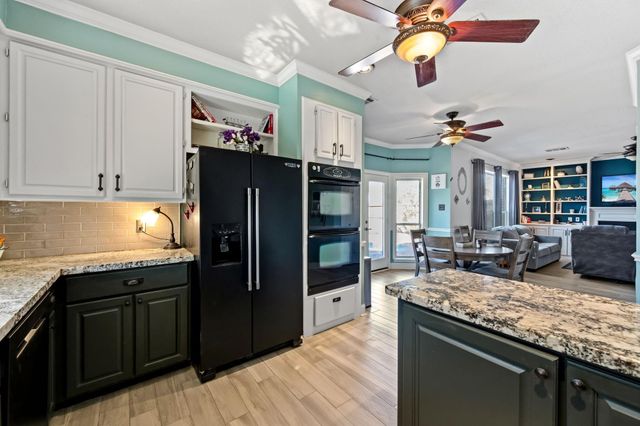 3203 Creek Manor Drive, Houston, TX 77339