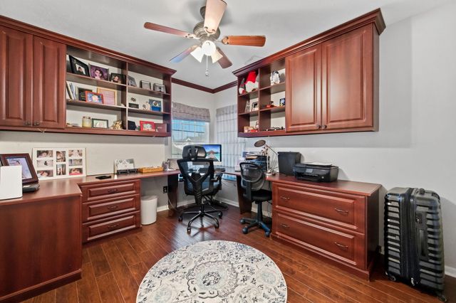 3203 Creek Manor Drive, Houston, TX 77339