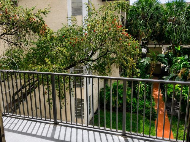11925 NE 2nd Avenue B315, North Miami, FL 33161