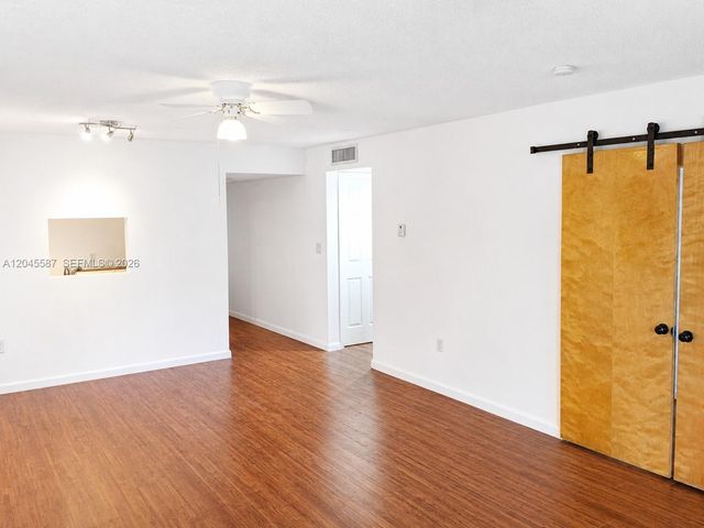 11925 NE 2nd Avenue B315, North Miami, FL 33161