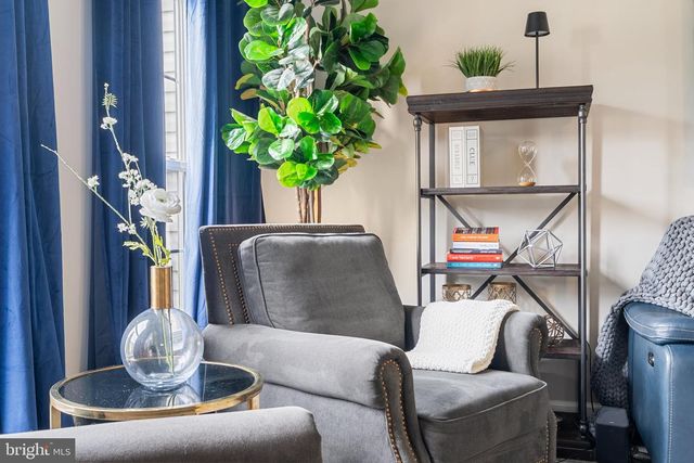 5804 SUMMERS GROVE RD, Alexandria, VA 22304